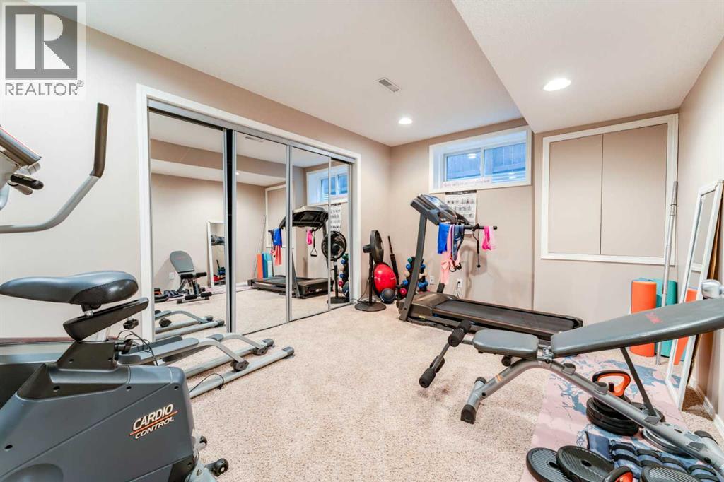 43 Elgin Drive Se, Calgary, Alberta  T2Z 3Y7 - Photo 36 - A2346941