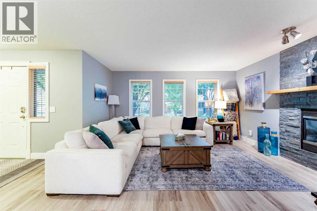 43 Elgin Drive Se, Calgary, Alberta  T2Z 3Y7 - Photo 5 - A2346941