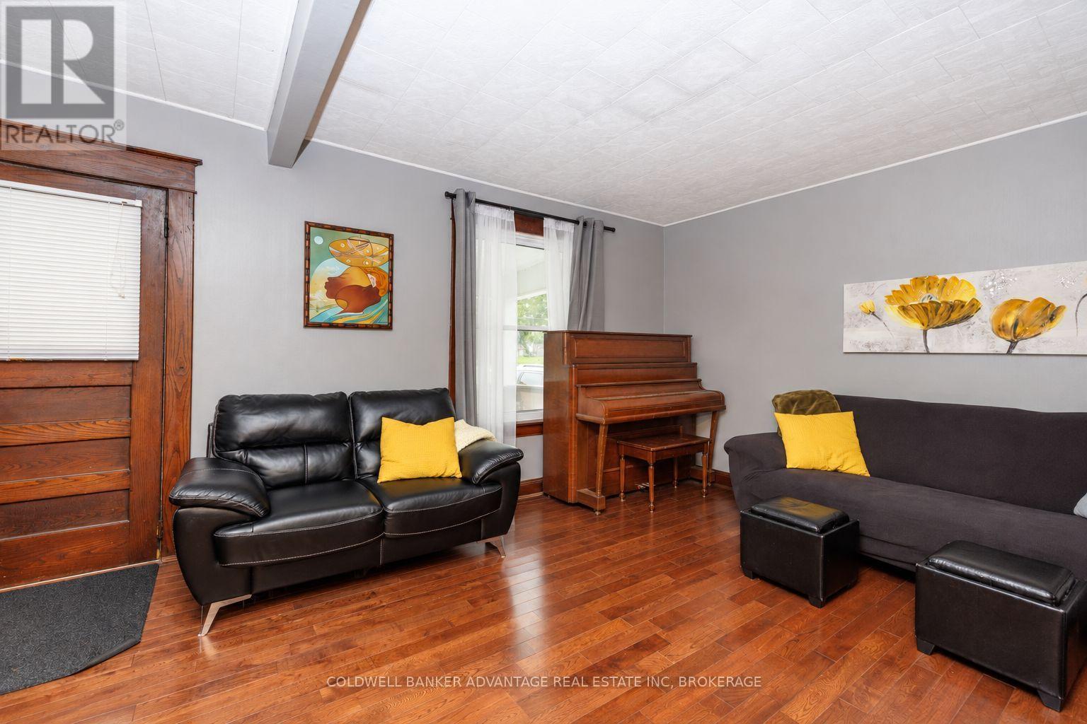 315 Aqueduct Street, Welland, Ontario  L3C 3J2 - Photo 6 - X13826640