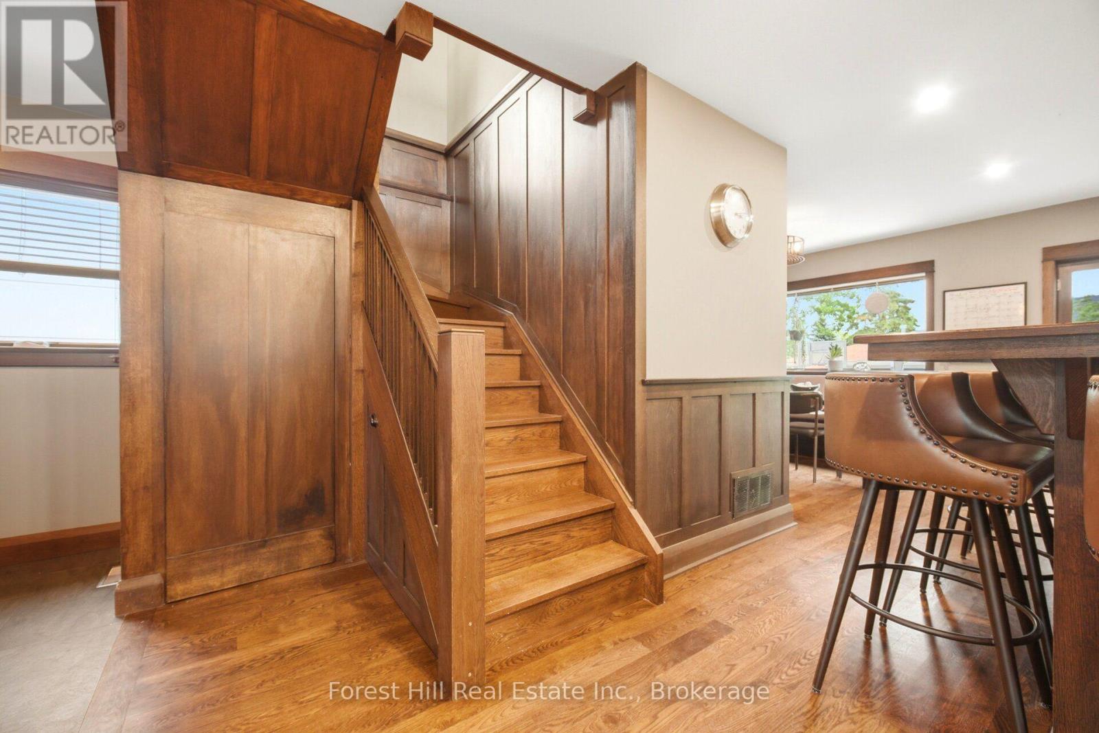 39 Broadview Avenue, Mississauga, Ontario  L5H 2S8 - Photo 13 - W13826656