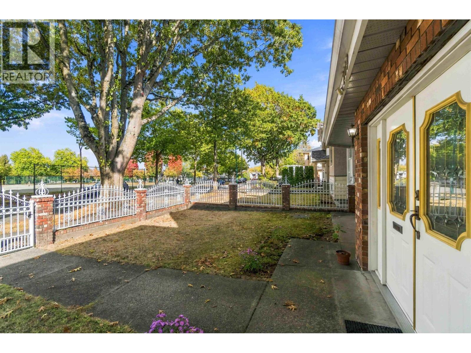 2168 E 27th Avenue, Vancouver, British Columbia  V5N 2W9 - Photo 2 - R3169505