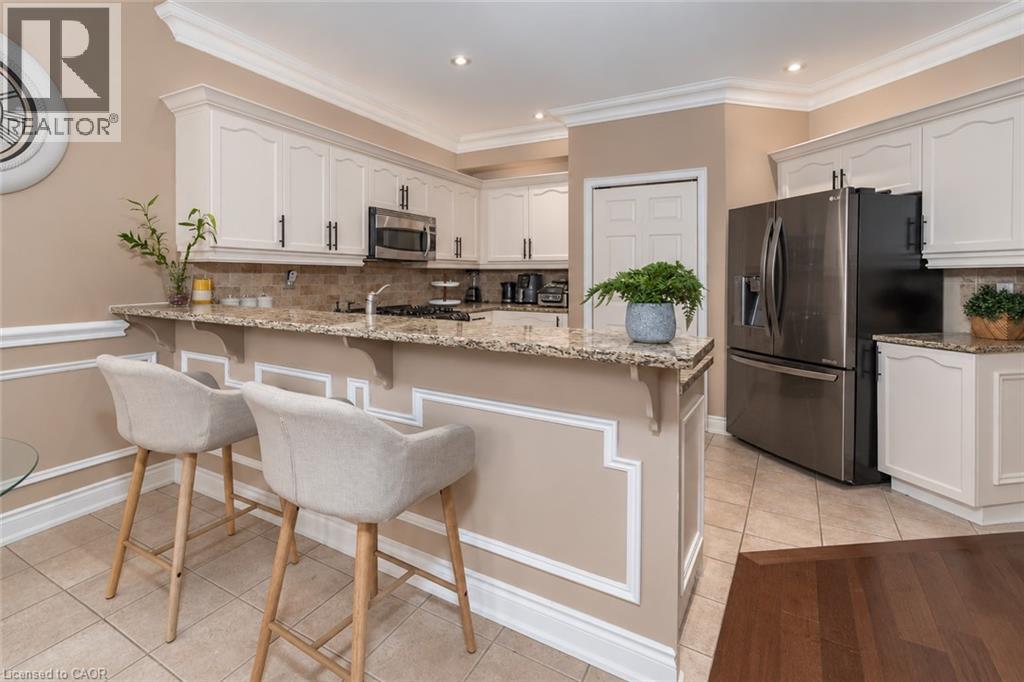 151 Moore Crescent, Hamilton, Ontario  L9G 4Z9 - Photo 11 - 40862220