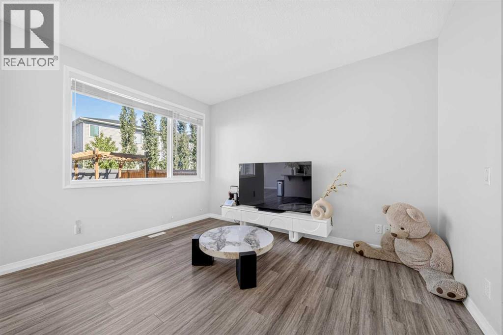 119 Seton Rise SE, Calgary, Alberta  T3M 2V1 - Photo 9 - A2342786