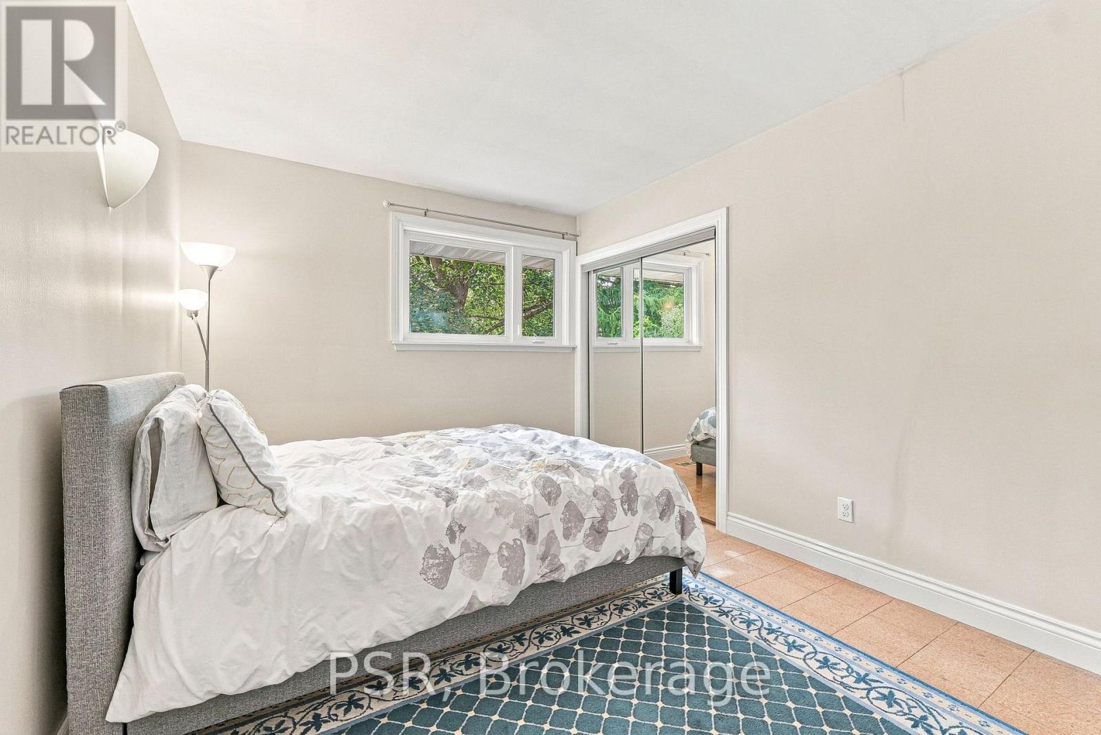 15 Valleyview Road, Halton Hills, Ontario  L7G 1W3 - Photo 23 - W13826632