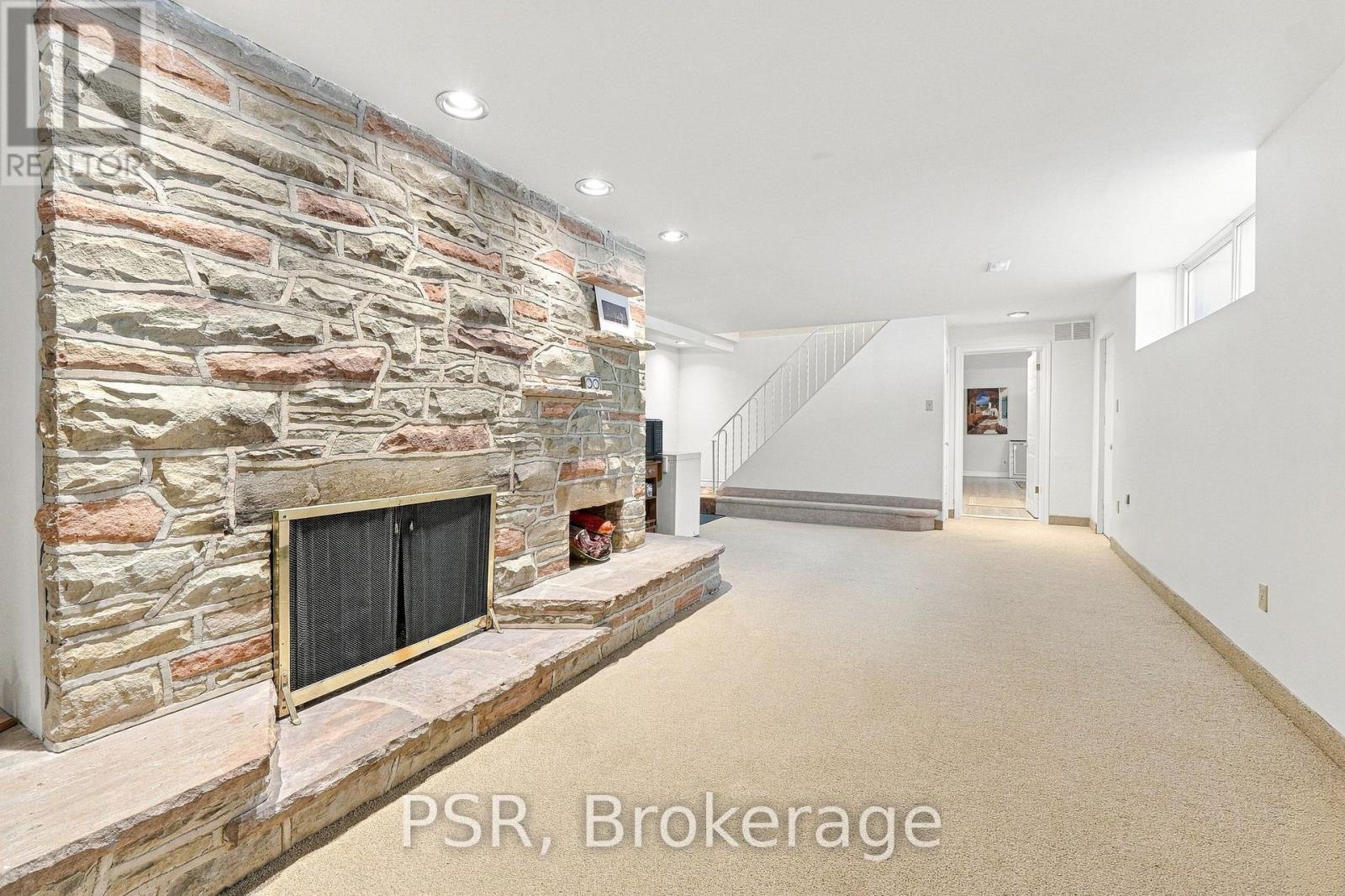 15 Valleyview Road, Halton Hills, Ontario  L7G 1W3 - Photo 32 - W13826632