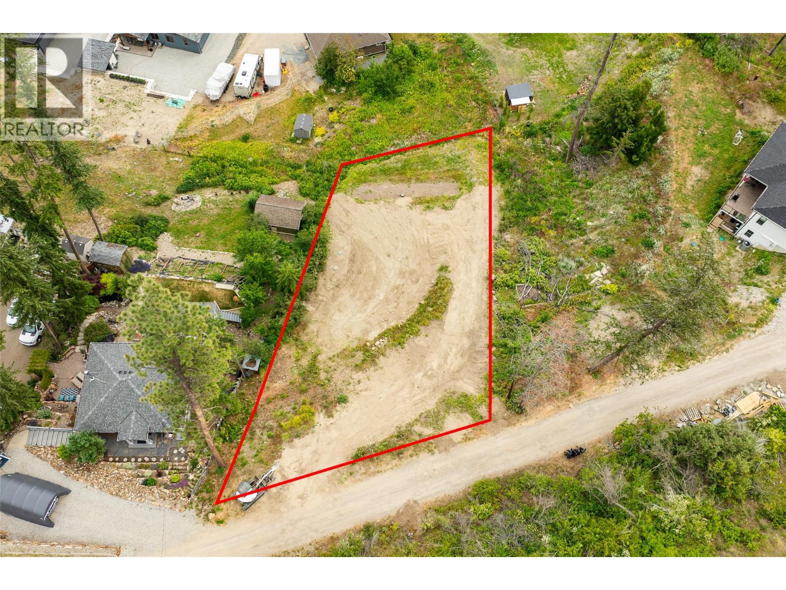8745 Westside Road, Vernon, British Columbia  V1H 2E4 - Photo 3 - 10391908