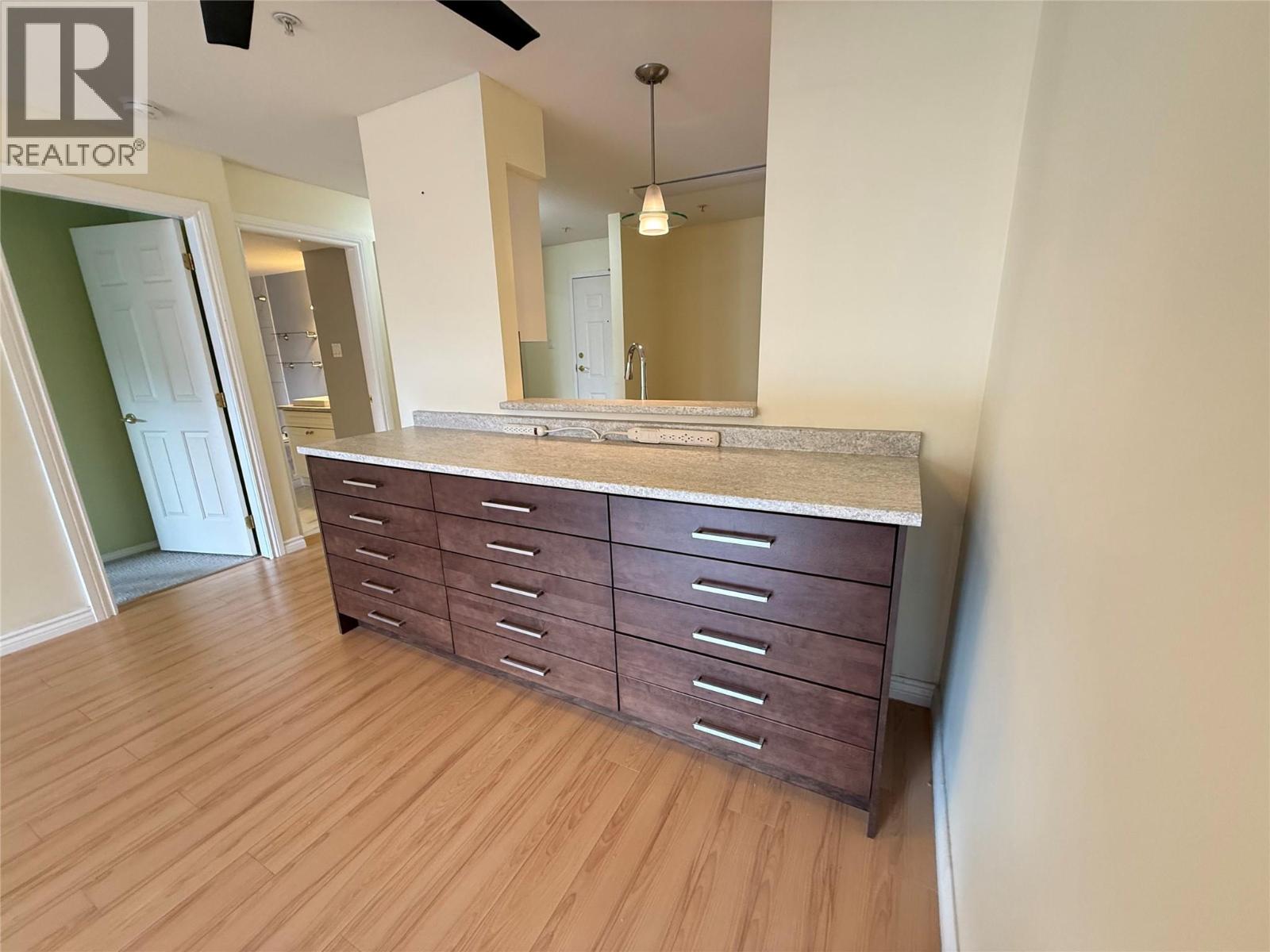 picture 1