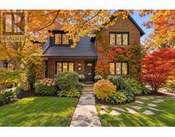 69 CHAPLIN CRESCENT, Toronto, Ontario