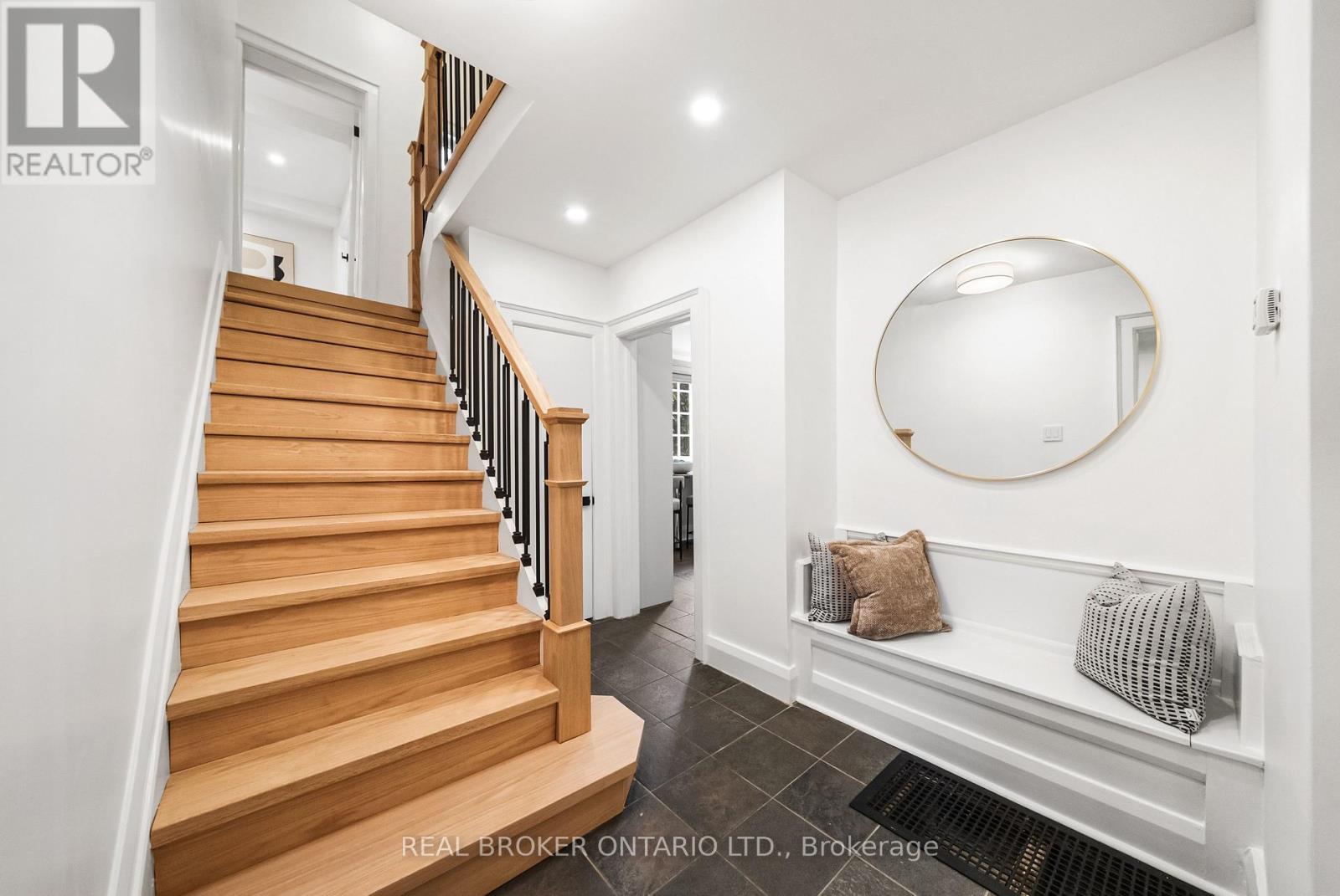 69 Chaplin Crescent, Toronto, Ontario  M5P 1A2 - Photo 9 - C13752432