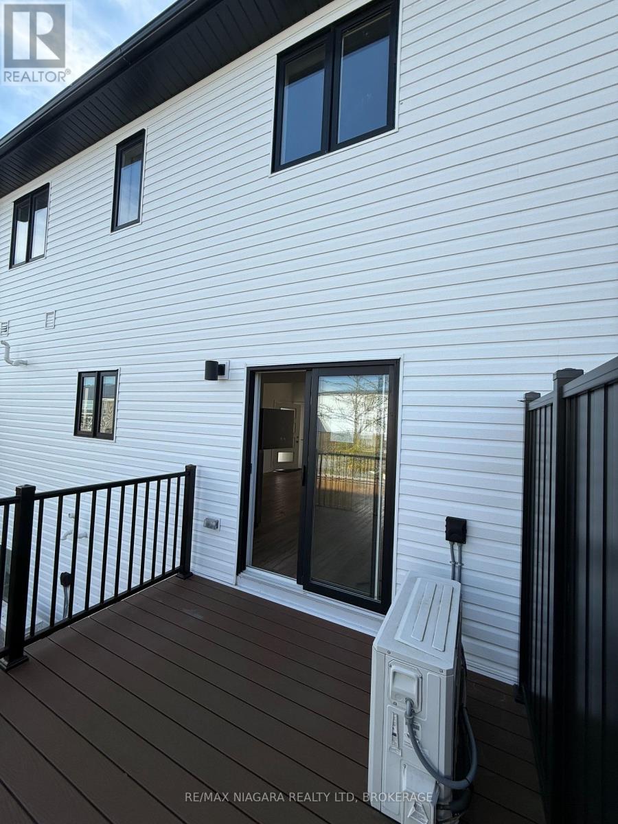 824 - 4263 Fourth Avenue, Niagara Falls, Ontario  L2E 0C2 - Photo 17 - X13826660