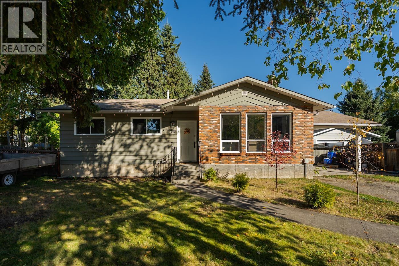8068 PRINCETON CRESCENT, Prince George, British Columbia