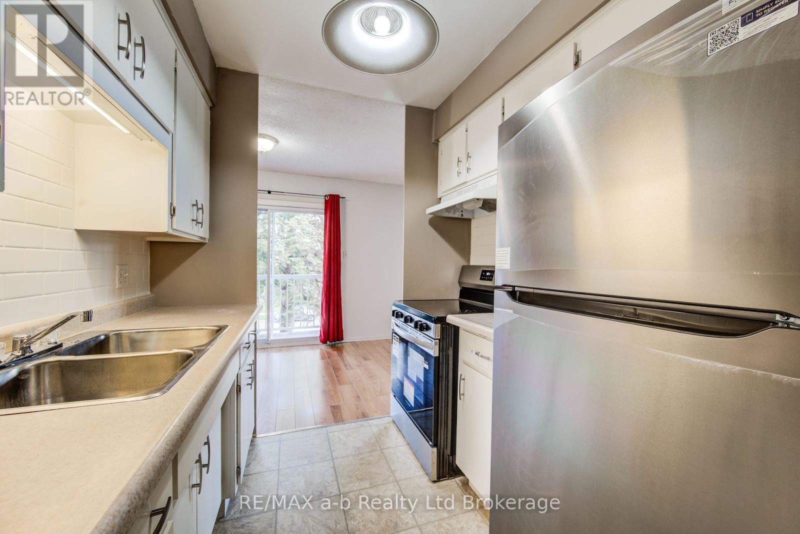 321 Bluevale Street N, Waterloo, Ontario  N2J 4H6 - Photo 14 - X13826726