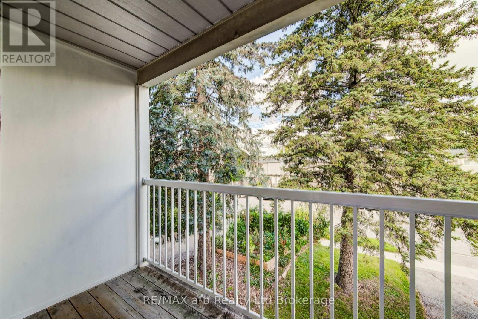 321 Bluevale Street N, Waterloo, Ontario  N2J 4H6 - Photo 8 - X13826726