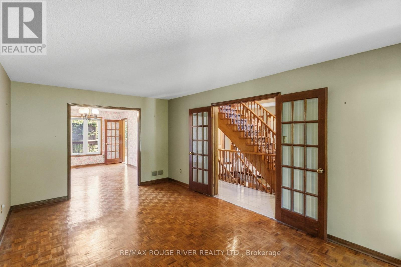 35 Kingswood Drive, Clarington, Ontario  L1E 1G4 - Photo 6 - E13826722