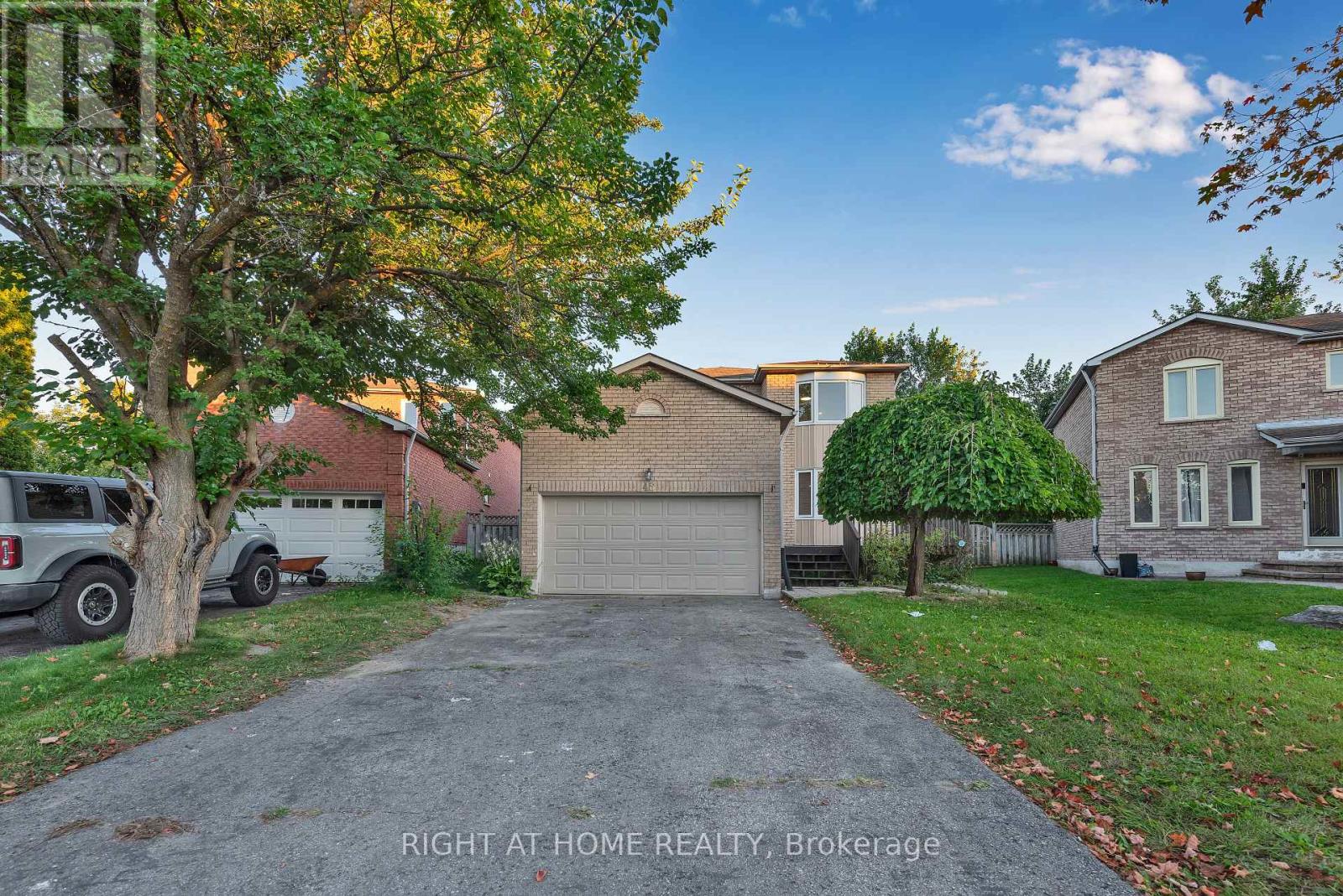 45 Blair Crescent, Barrie, Ontario  L4M 5Y6 - Photo 15 - S13826692