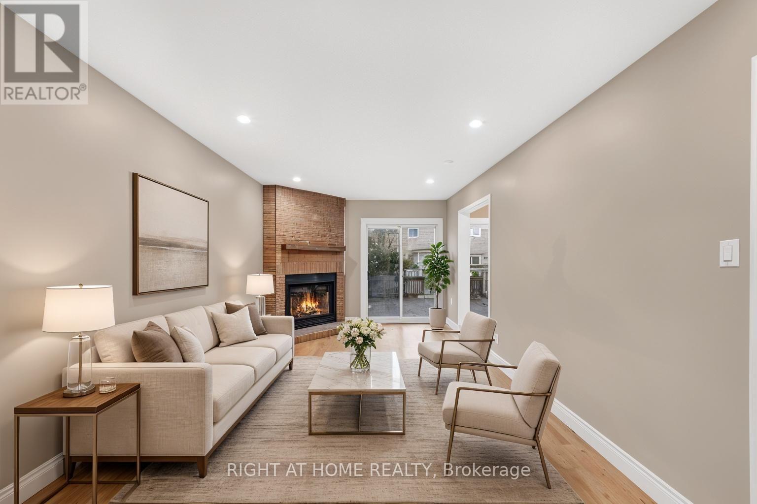 45 Blair Crescent, Barrie, Ontario  L4M 5Y6 - Photo 6 - S13826692