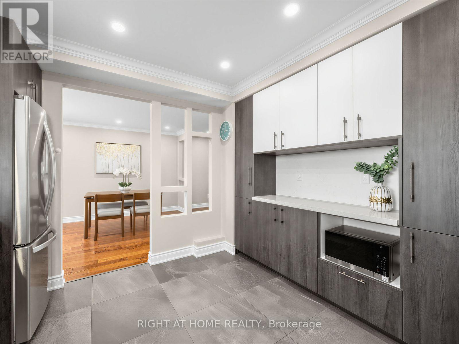 67 Bigham Crescent, Toronto, Ontario  M9C 5C5 - Photo 14 - W13826662