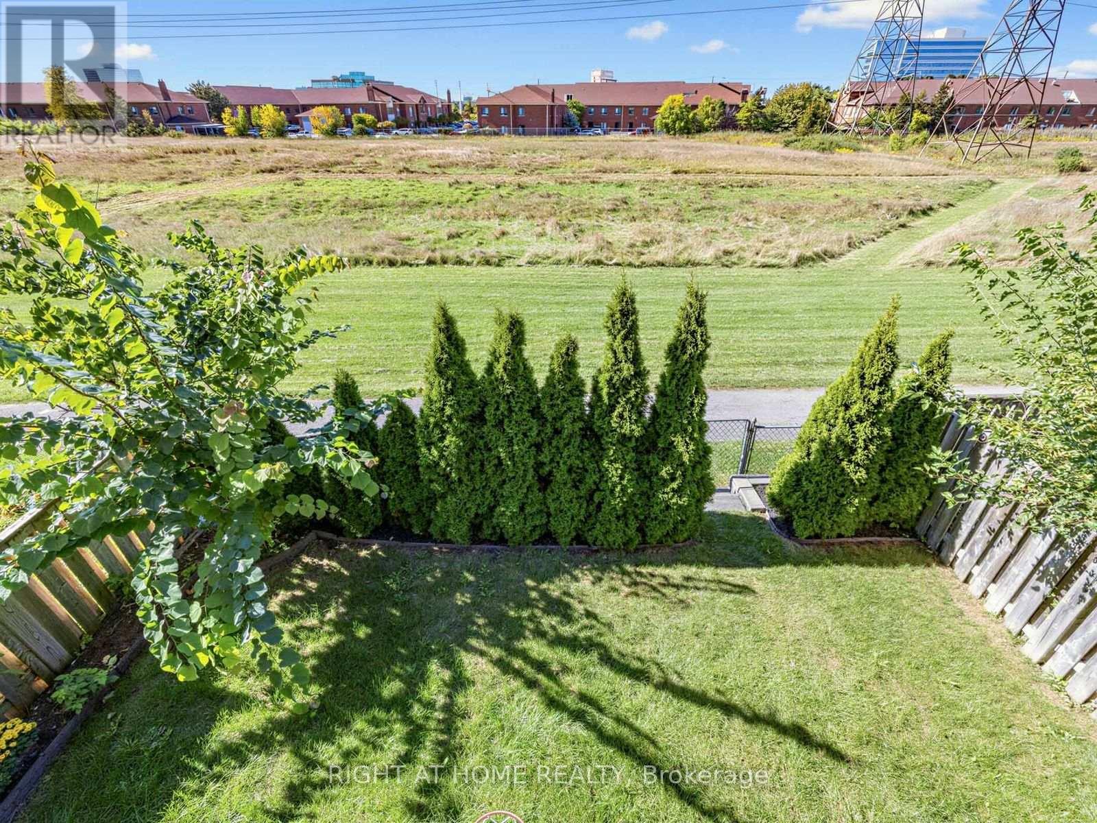 67 Bigham Crescent, Toronto, Ontario  M9C 5C5 - Photo 37 - W13826662