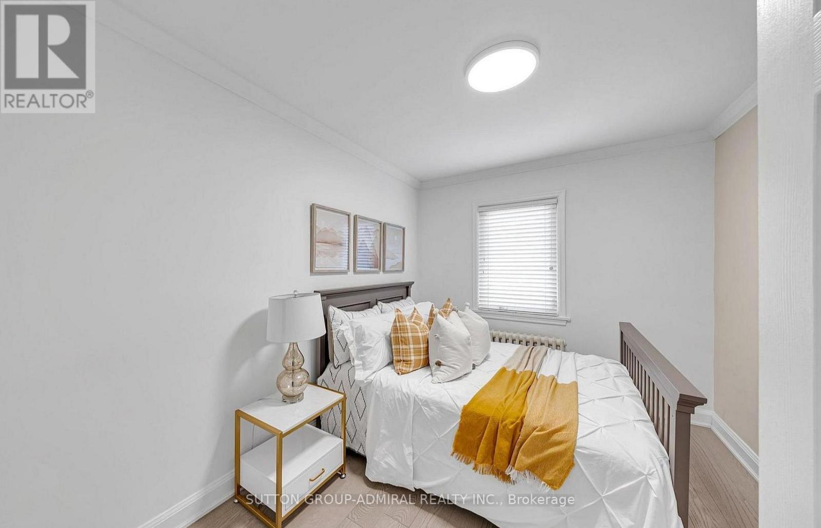 451 Whitmore Avenue, Toronto, Ontario  M6E 2N6 - Photo 15 - W13826672