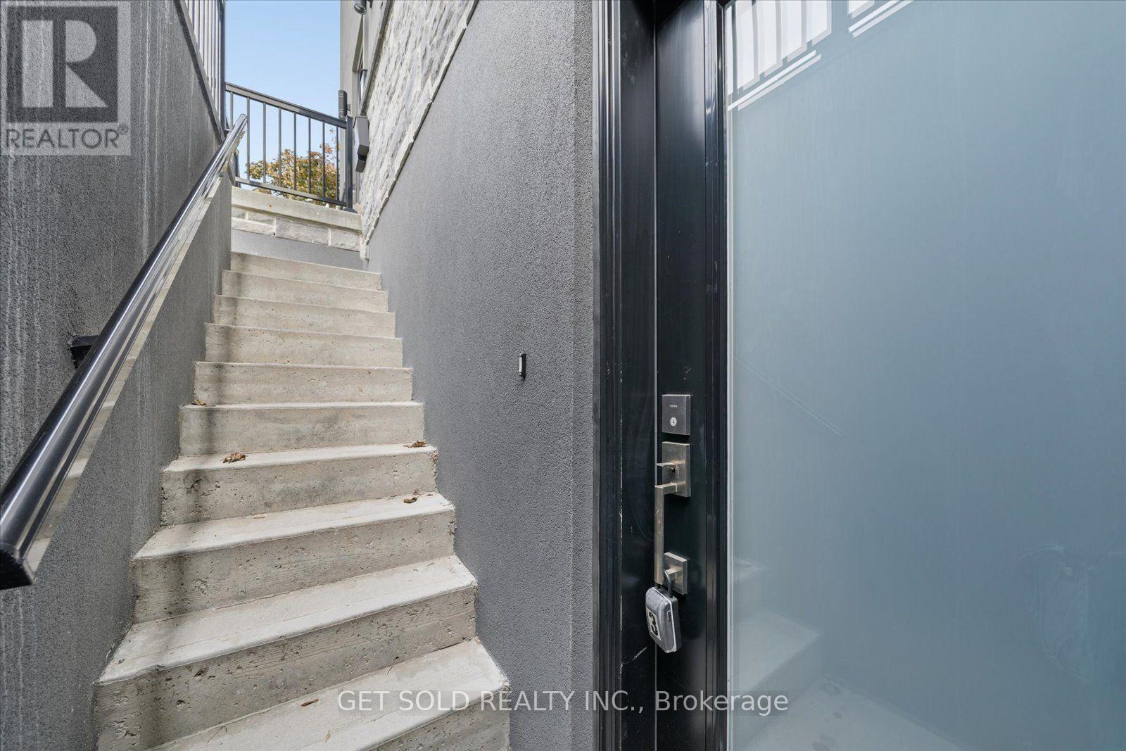 15 Burrard Road, Toronto, Ontario  M9W 3T1 - Photo 33 - W13826704