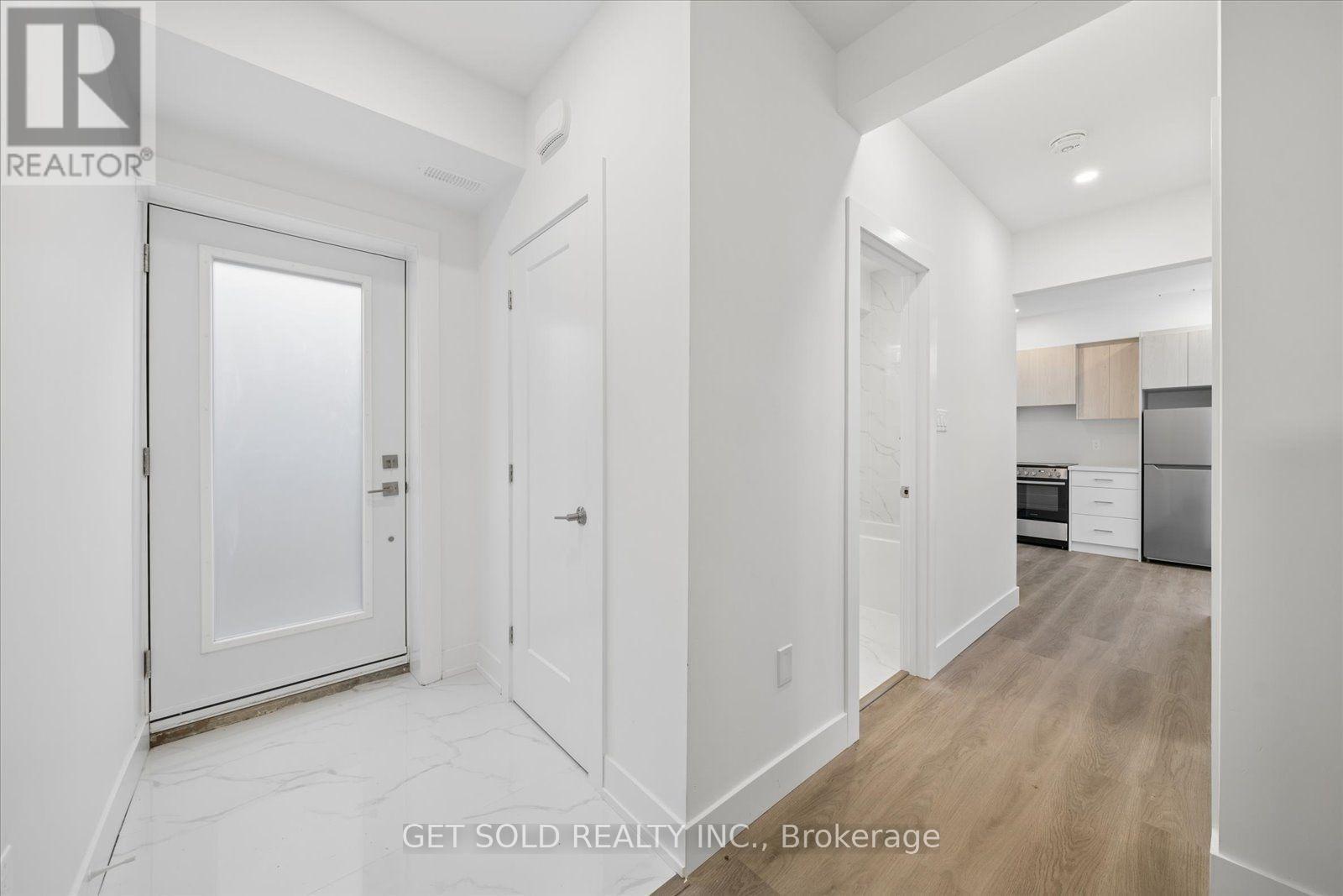 15 Burrard Road, Toronto, Ontario  M9W 3T1 - Photo 35 - W13826704