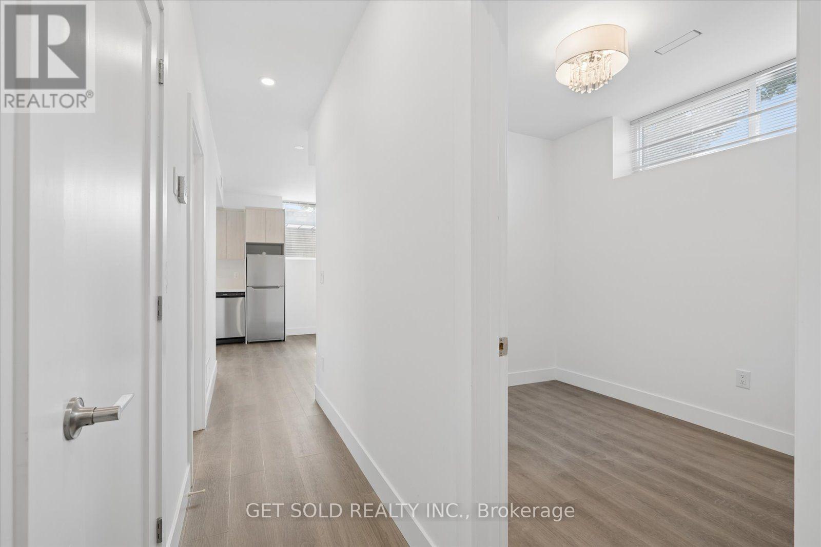 15 Burrard Road, Toronto, Ontario  M9W 3T1 - Photo 44 - W13826704