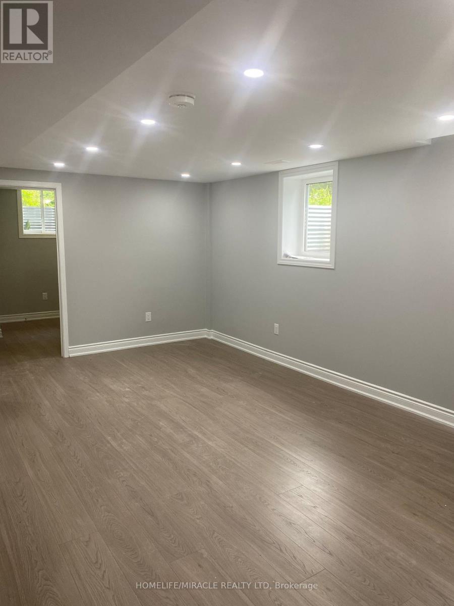 Bsmt - 53 Parkside Drive, Brampton, Ontario  L6Y 3A1 - Photo 2 - W13826706