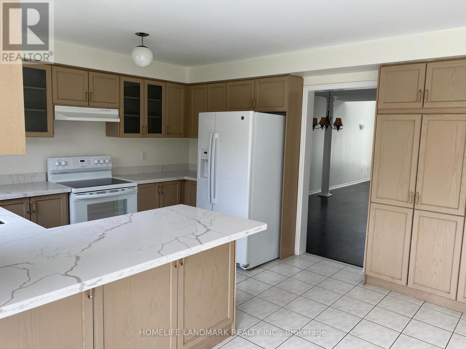 213 Barondale Drive, Mississauga, Ontario  L4Z 3N7 - Photo 8 - W13826708