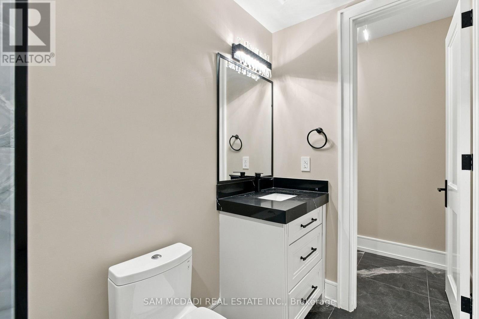 507 Wildwood Drive, Oakville, Ontario  L6K 1V1 - Photo 36 - W13826724