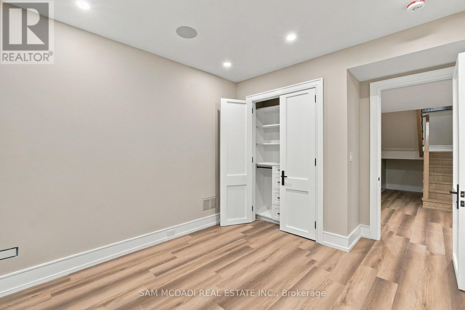 507 Wildwood Drive, Oakville, Ontario  L6K 1V1 - Photo 37 - W13826724