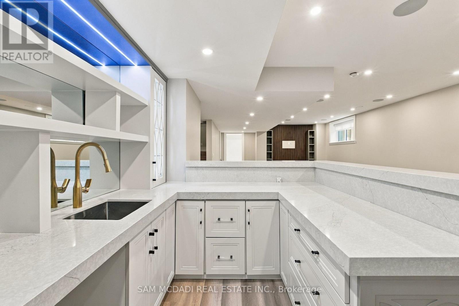 507 Wildwood Drive, Oakville, Ontario  L6K 1V1 - Photo 39 - W13826724
