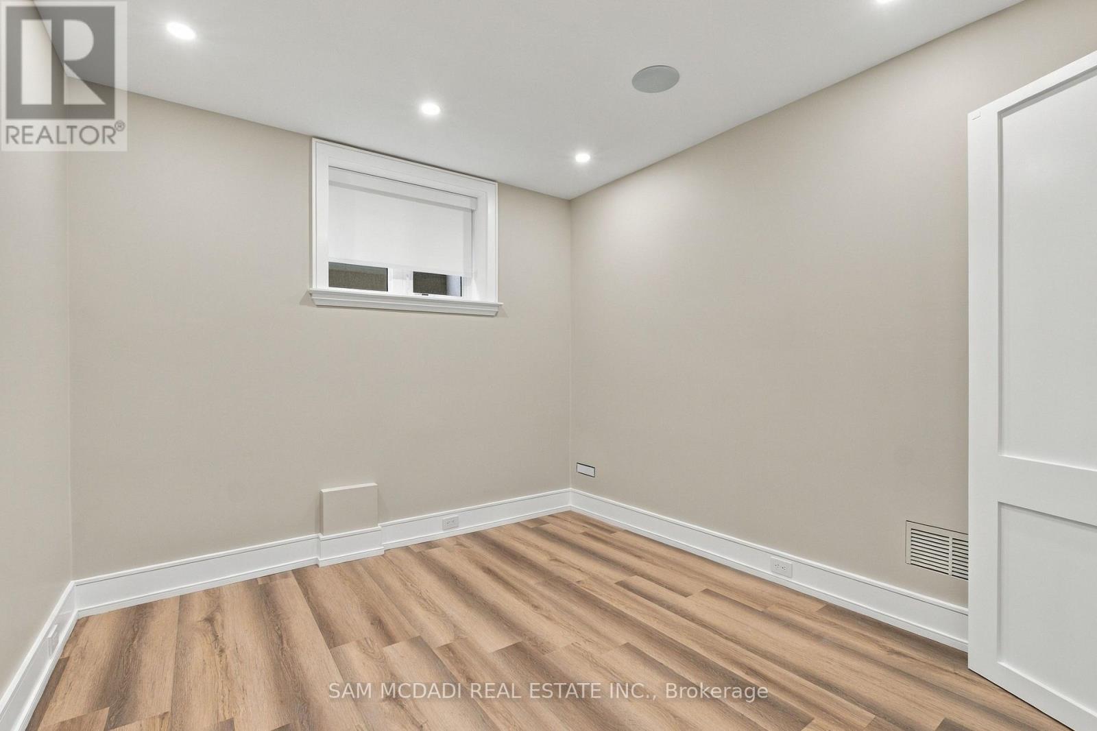 507 Wildwood Drive, Oakville, Ontario  L6K 1V1 - Photo 43 - W13826724