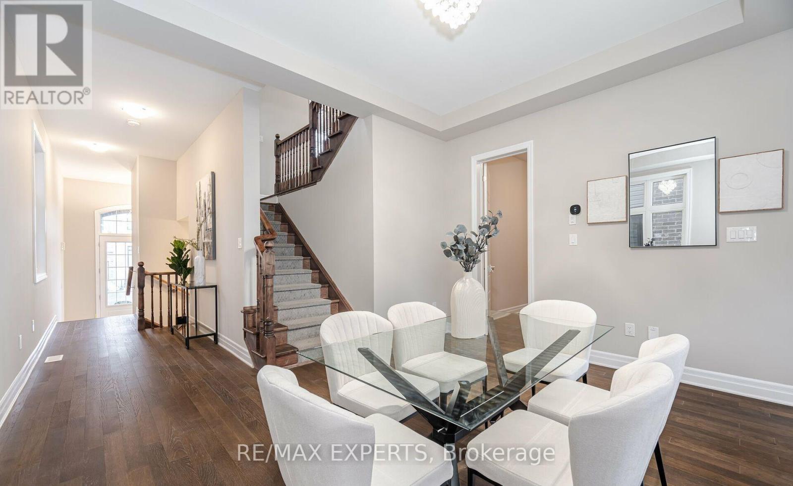 640 Boyd Lane, Milton, Ontario  L9E 1W6 - Photo 3 - W13826734