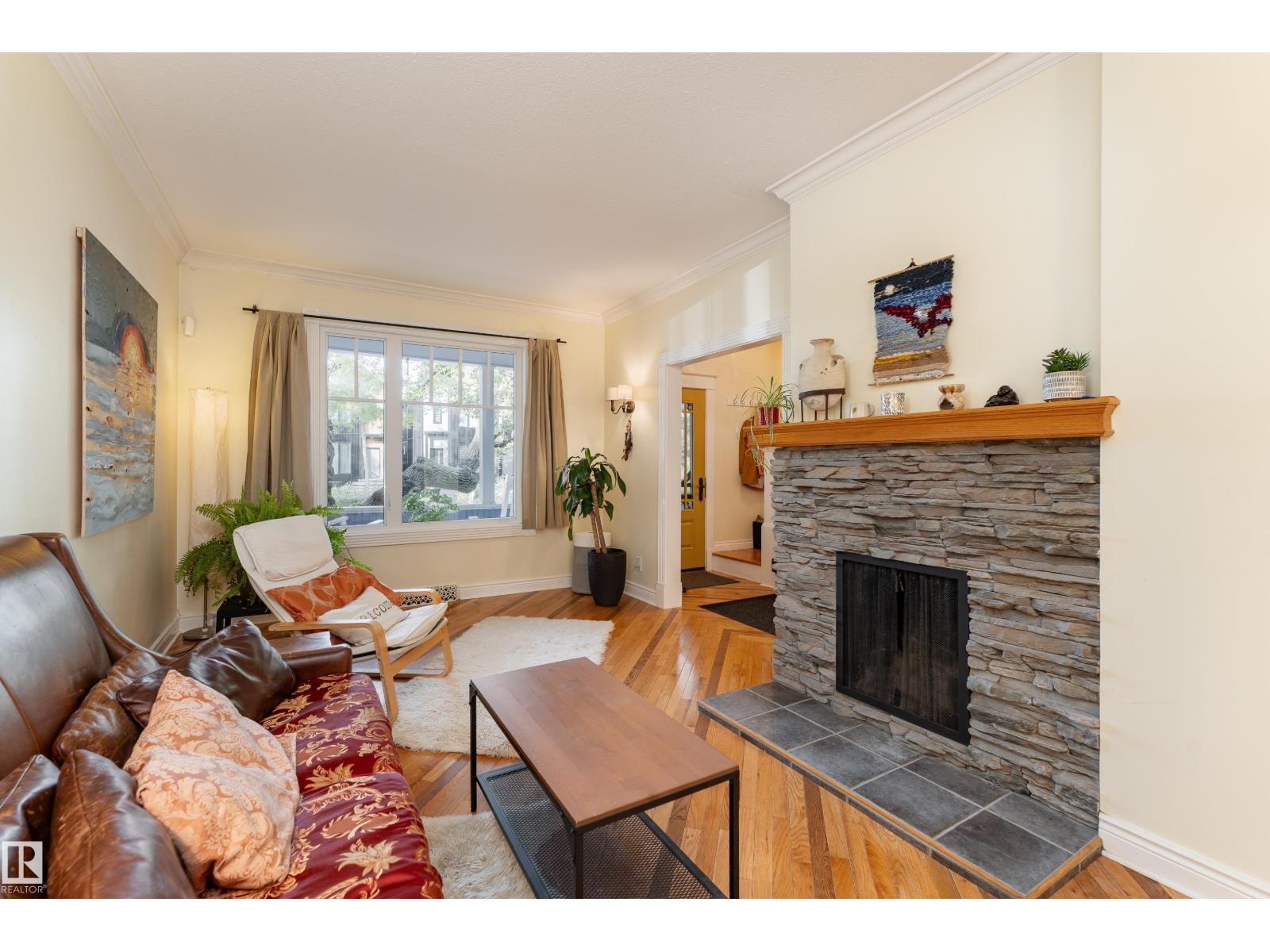 11225 127 ST NW