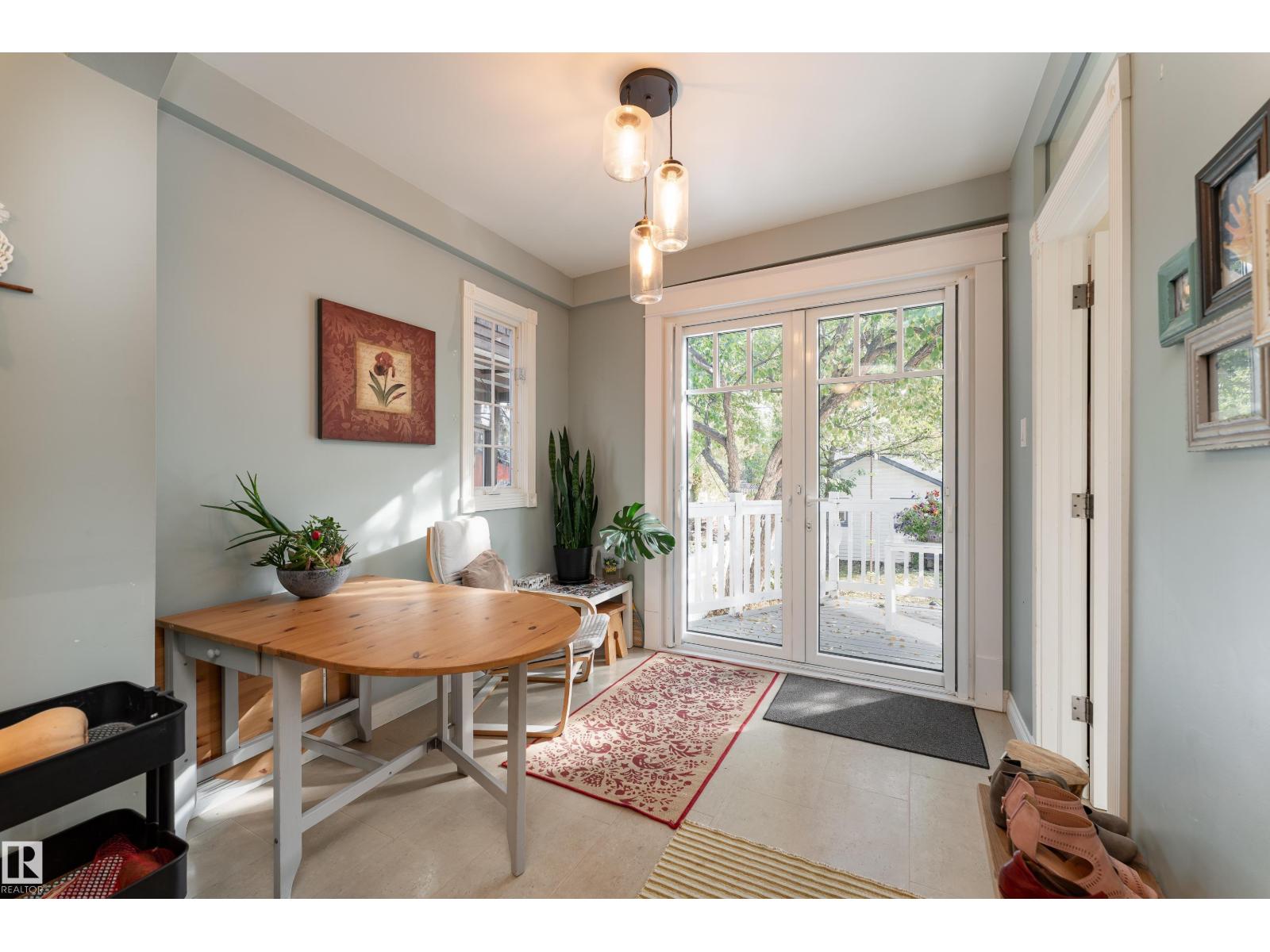 11225 127 ST NW