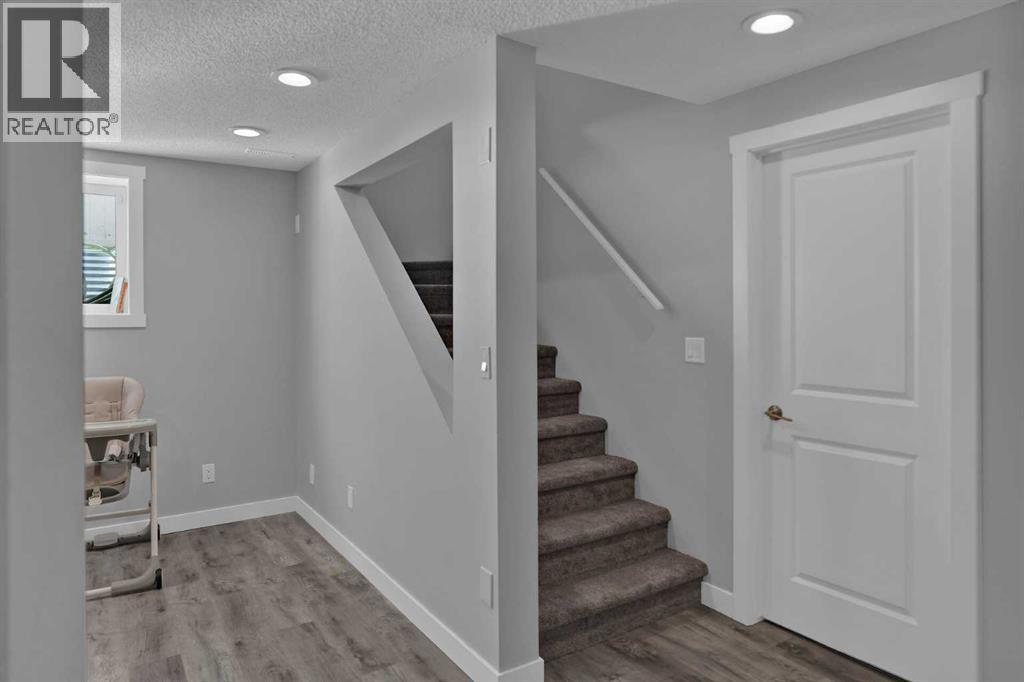 254 Hidden Spring Mews NW