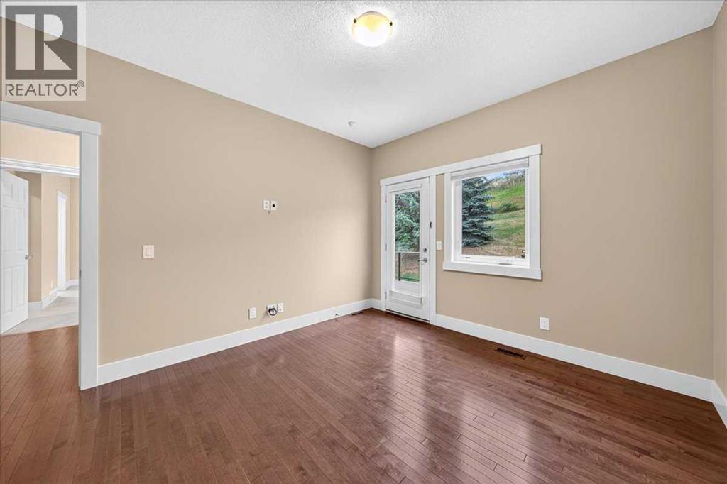 520 Rocky Vista Gardens NW photo 36
