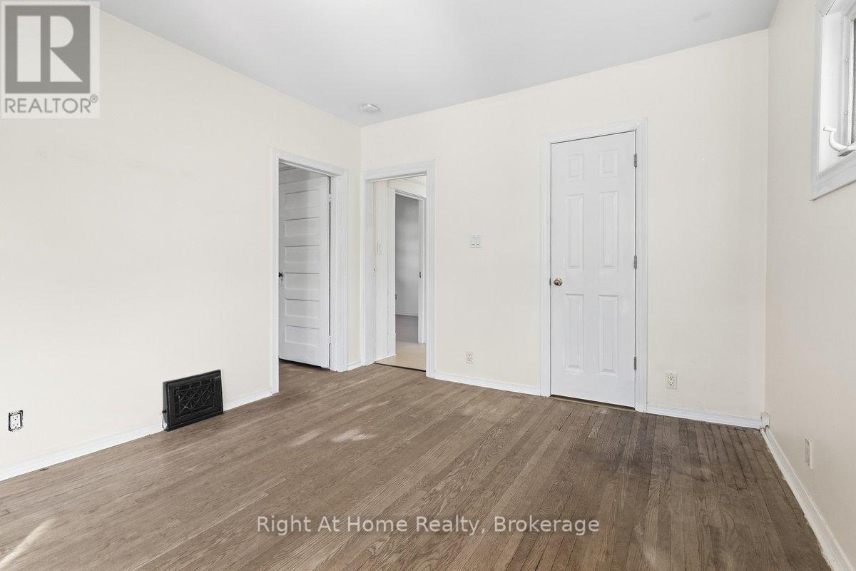 349 Kingsdale Avenue, Oshawa (O'neill), Ontario  L1G 5H4 - Photo 10 - E13826760