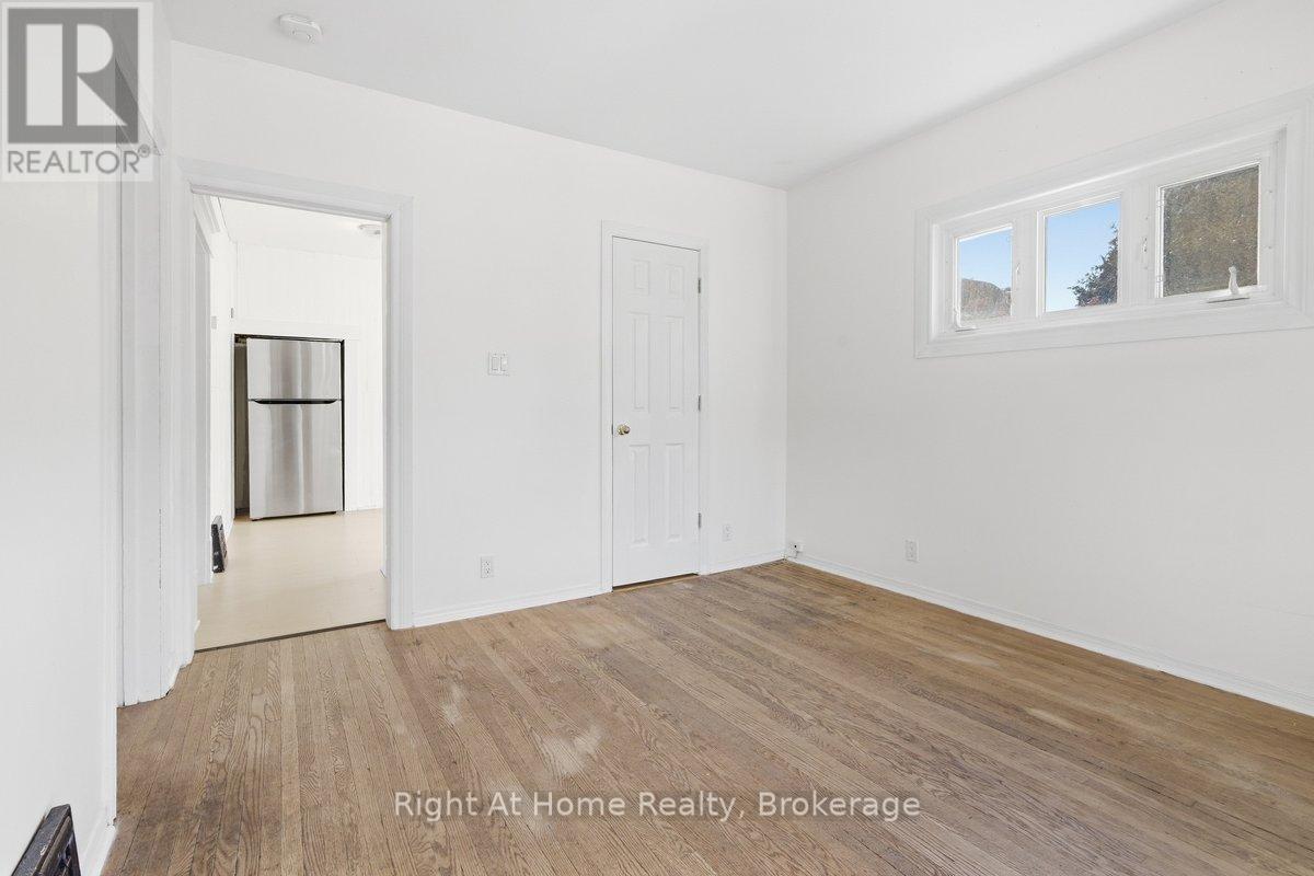 349 Kingsdale Avenue, Oshawa (O'neill), Ontario  L1G 5H4 - Photo 11 - E13826760