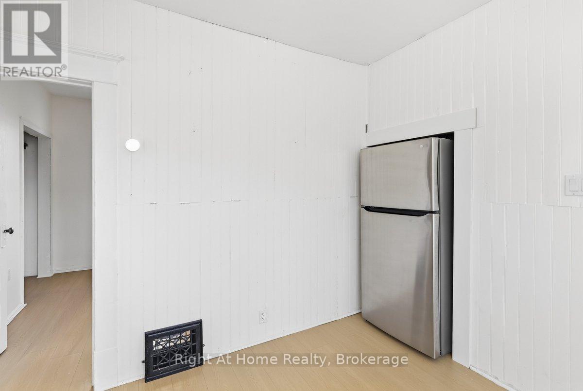 349 Kingsdale Avenue, Oshawa (O'neill), Ontario  L1G 5H4 - Photo 13 - E13826760