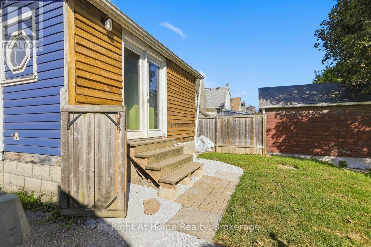 349 Kingsdale Avenue, Oshawa (O'neill), Ontario  L1G 5H4 - Photo 31 - E13826760