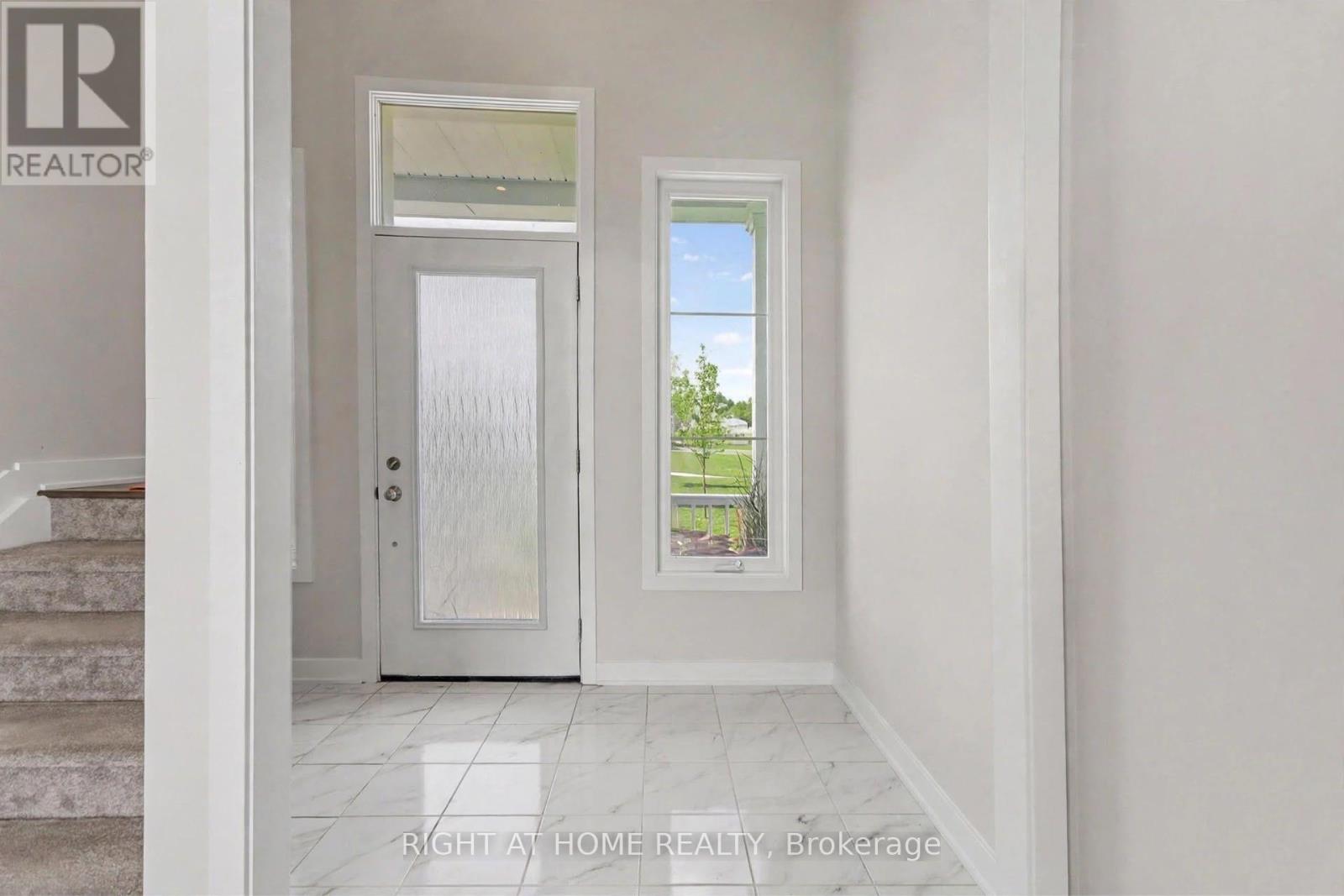 665 Terrier Circle, Ottawa, Ontario  K0A 2Z0 - Photo 2 - X13800376