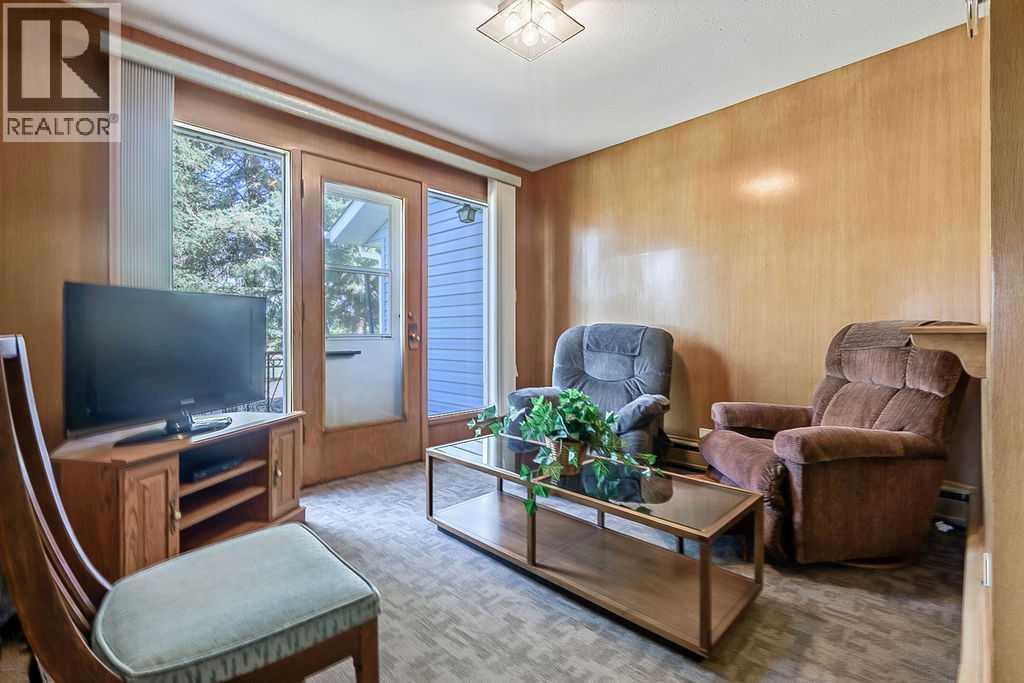 32126 Coal Trail W