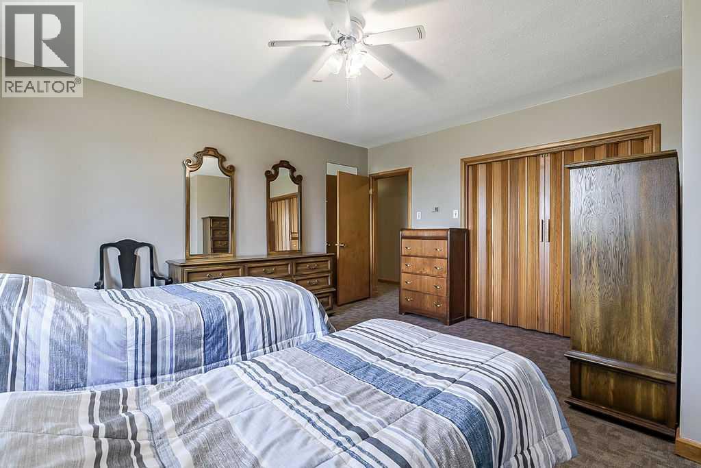 32126 Coal Trail W