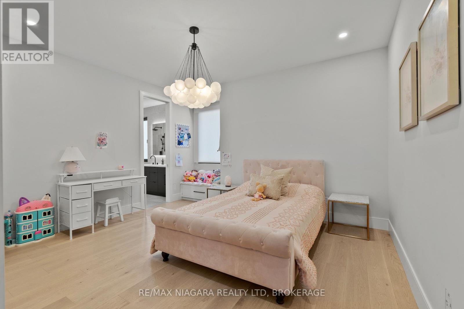 56 Kenmir Avenue, Niagara-On-The-Lake, Ontario  L0S 1J1 - Photo 35 - X13826754