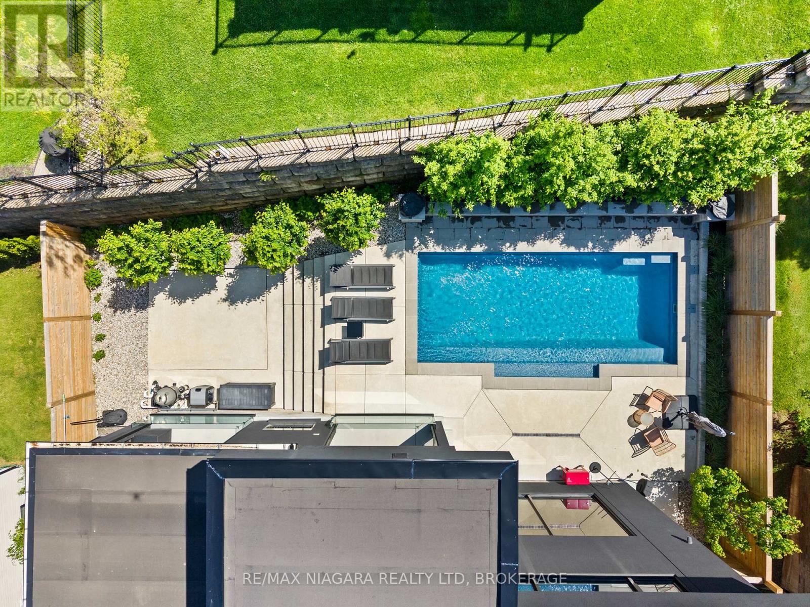 56 Kenmir Avenue, Niagara-On-The-Lake, Ontario  L0S 1J1 - Photo 6 - X13826754