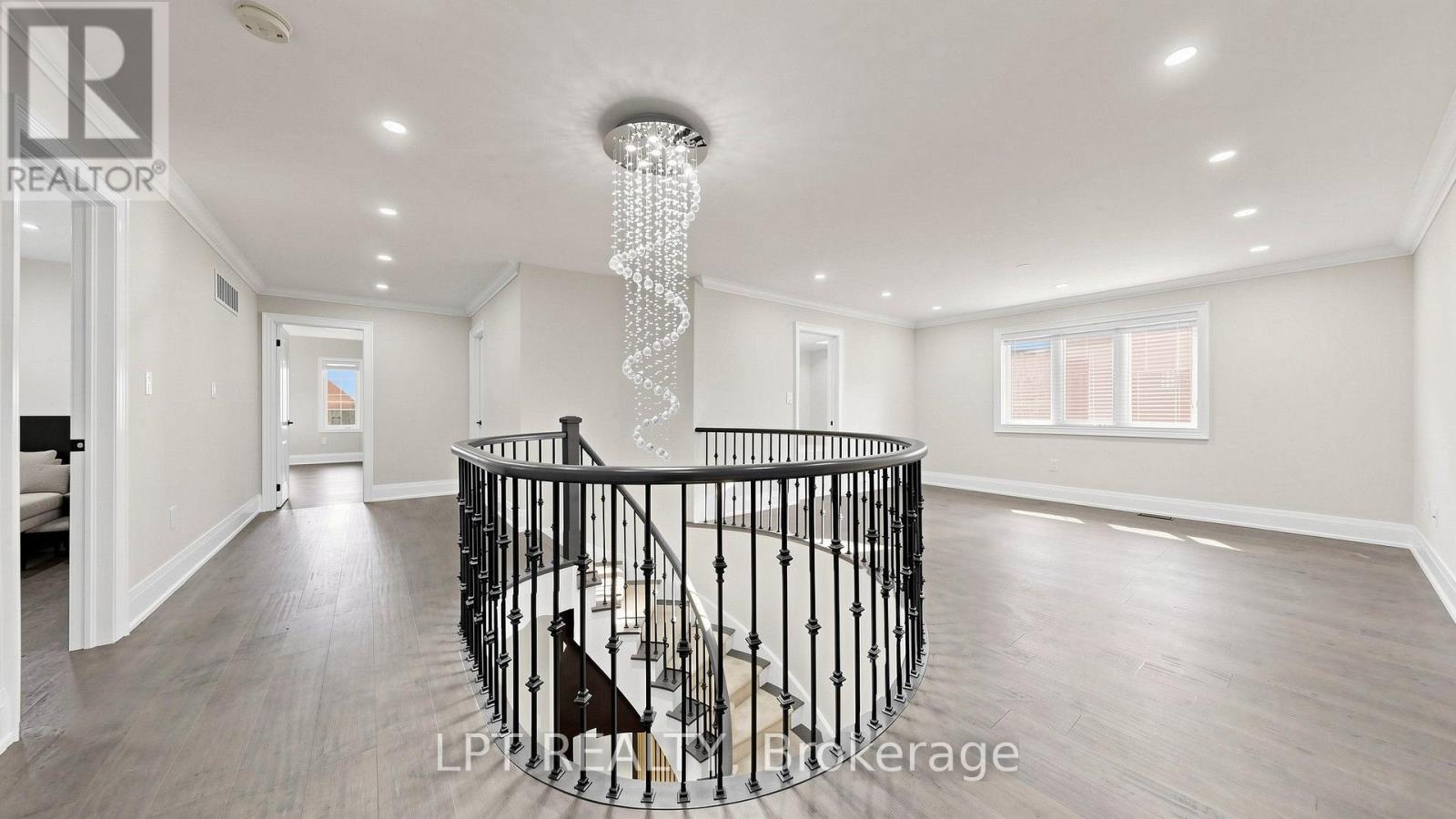4 Plentywood Drive, Brampton, Ontario L6Y 0V2 - Photo 18 - W13826764