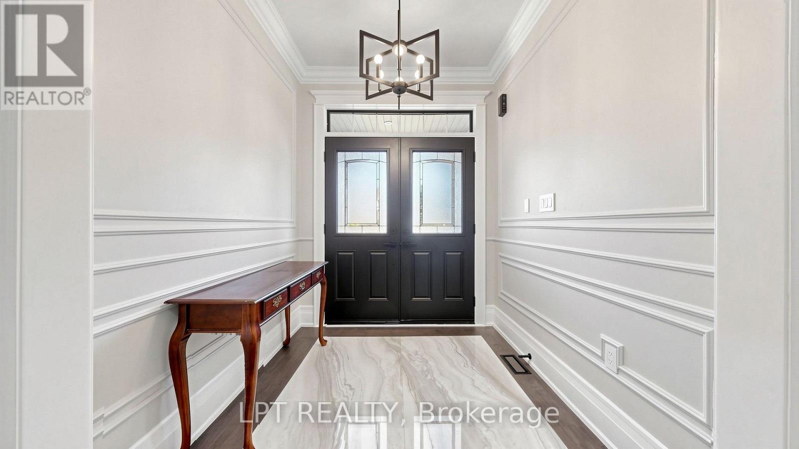 4 Plentywood Drive, Brampton, Ontario L6Y 0V2 - Photo 3 - W13826764