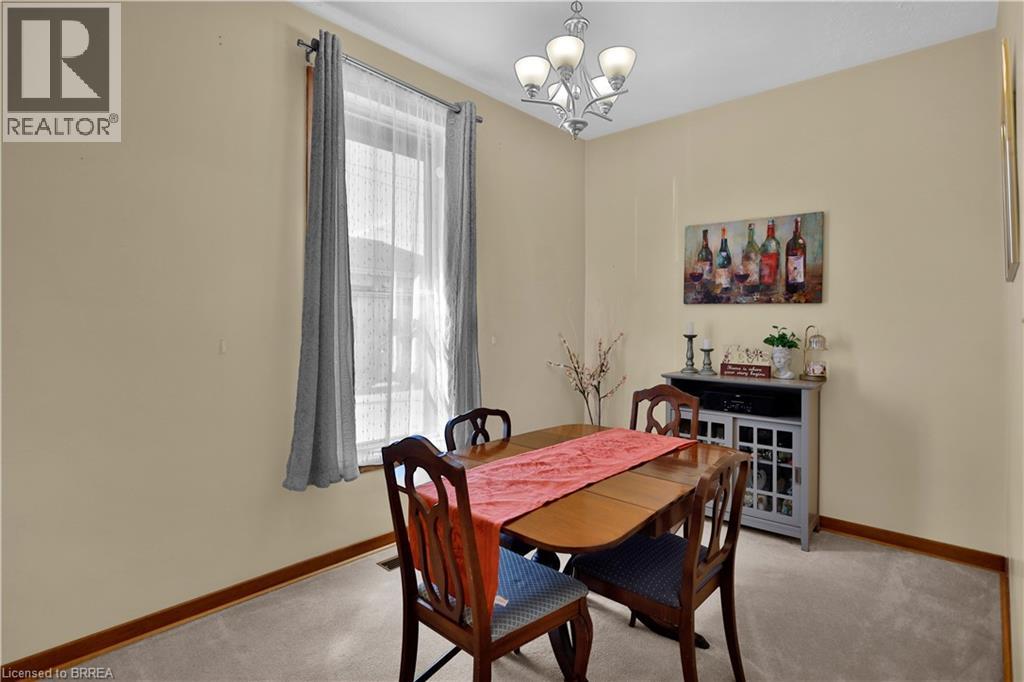 7 Halls Avenue, Brantford, Ontario  N3T 3X2 - Photo 11 - 40866253