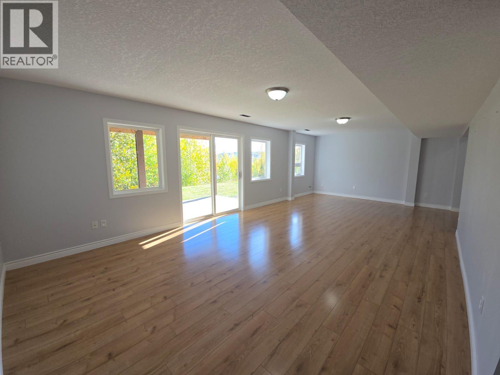 5153 45 Avenue NW, Chetwynd, British Columbia  V0C 1J0 - Photo 9 - 10377697